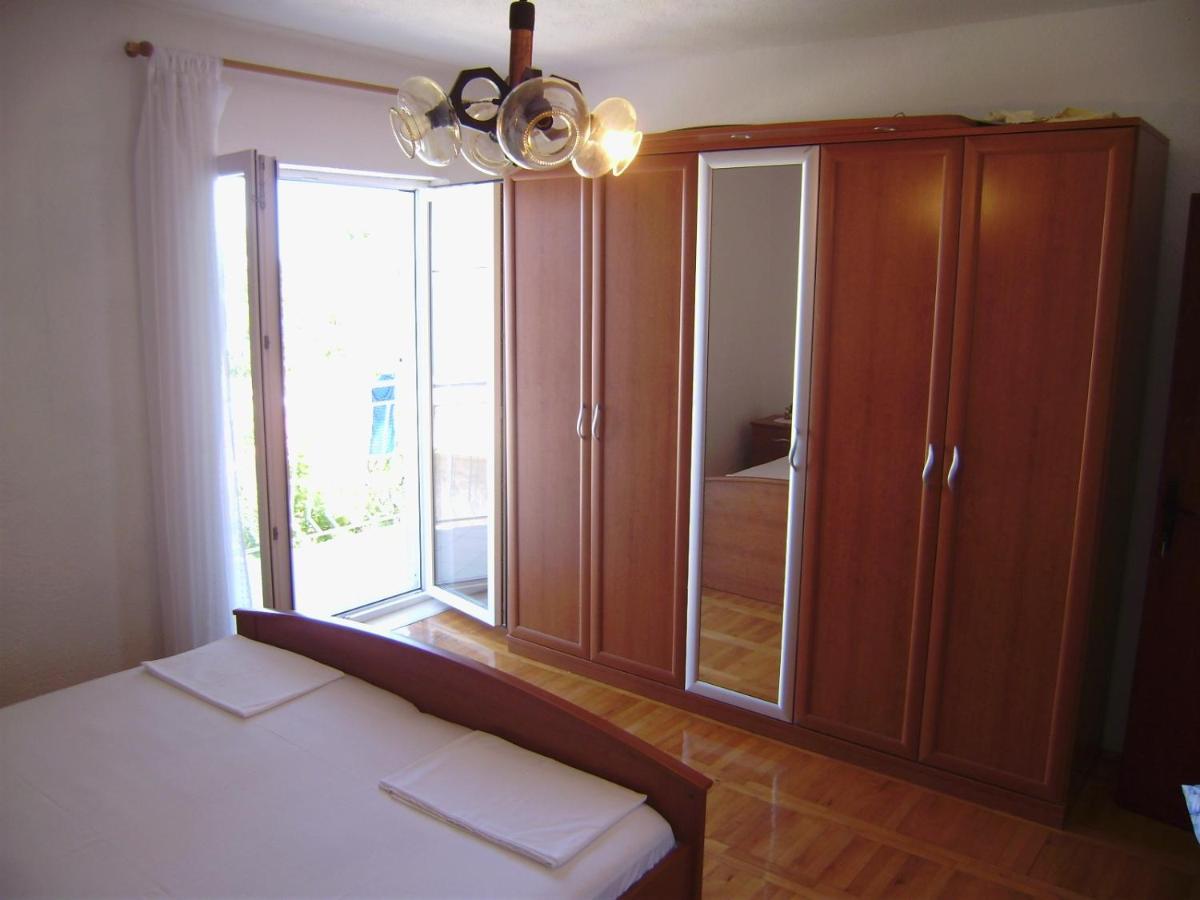 Guest House Adria Сень Екстер'єр фото